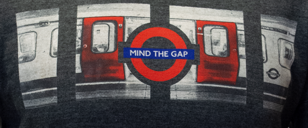 Licensed TFL106 Unisex London Undergound Tube Mind the Gap T Shirt